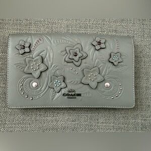 Coach Hayden Foldover Crossbody Clutch Floral Tooling *Missing Strap